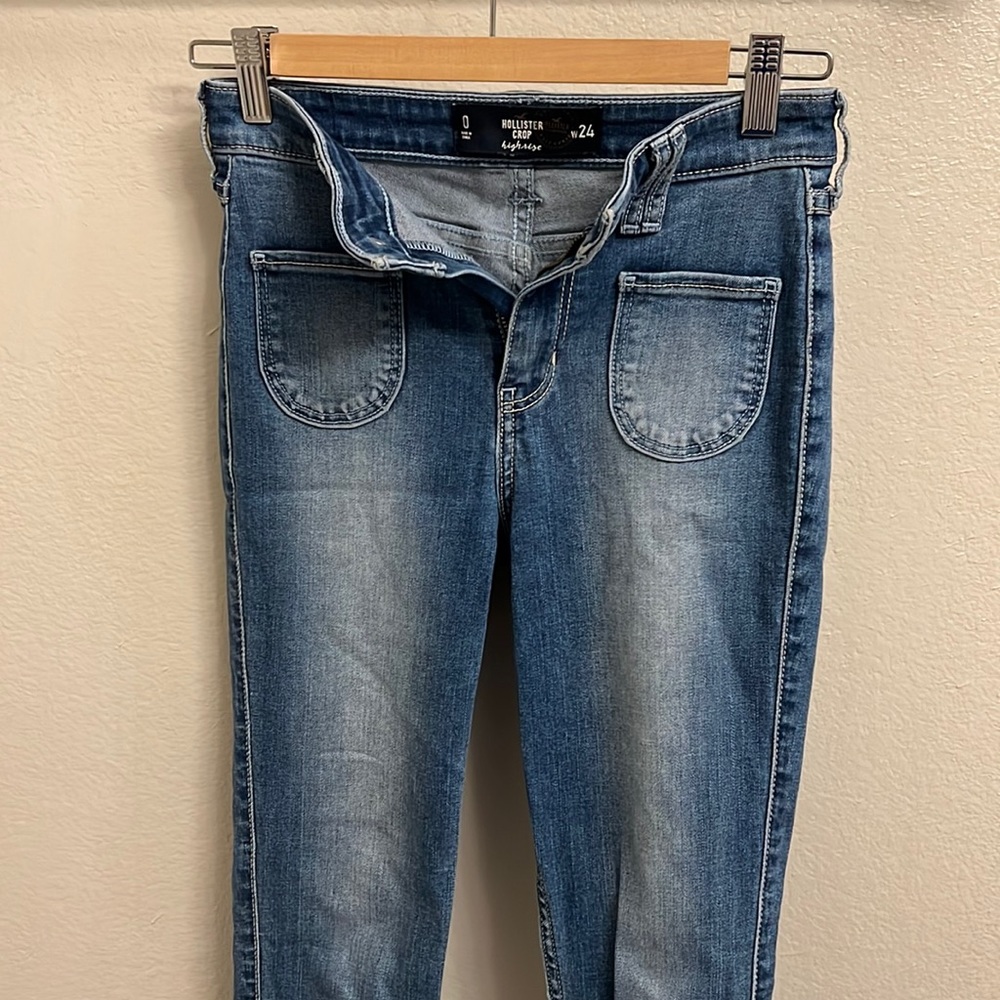 Hollister Crop High Rise Jeans
